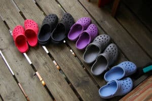 crocs gardening shoes