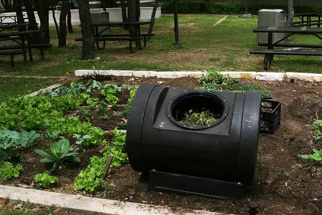 Stationary compost bin